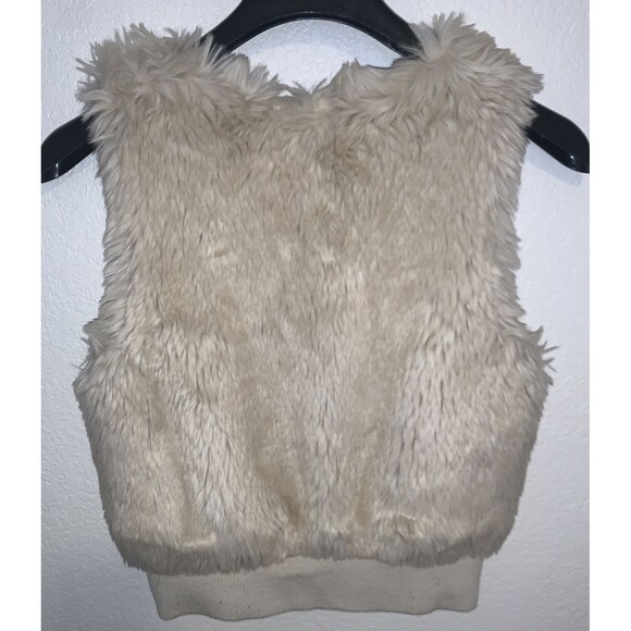 H&M Divided Faux Fur Beige Vest size 8 - Picture 4 of 10